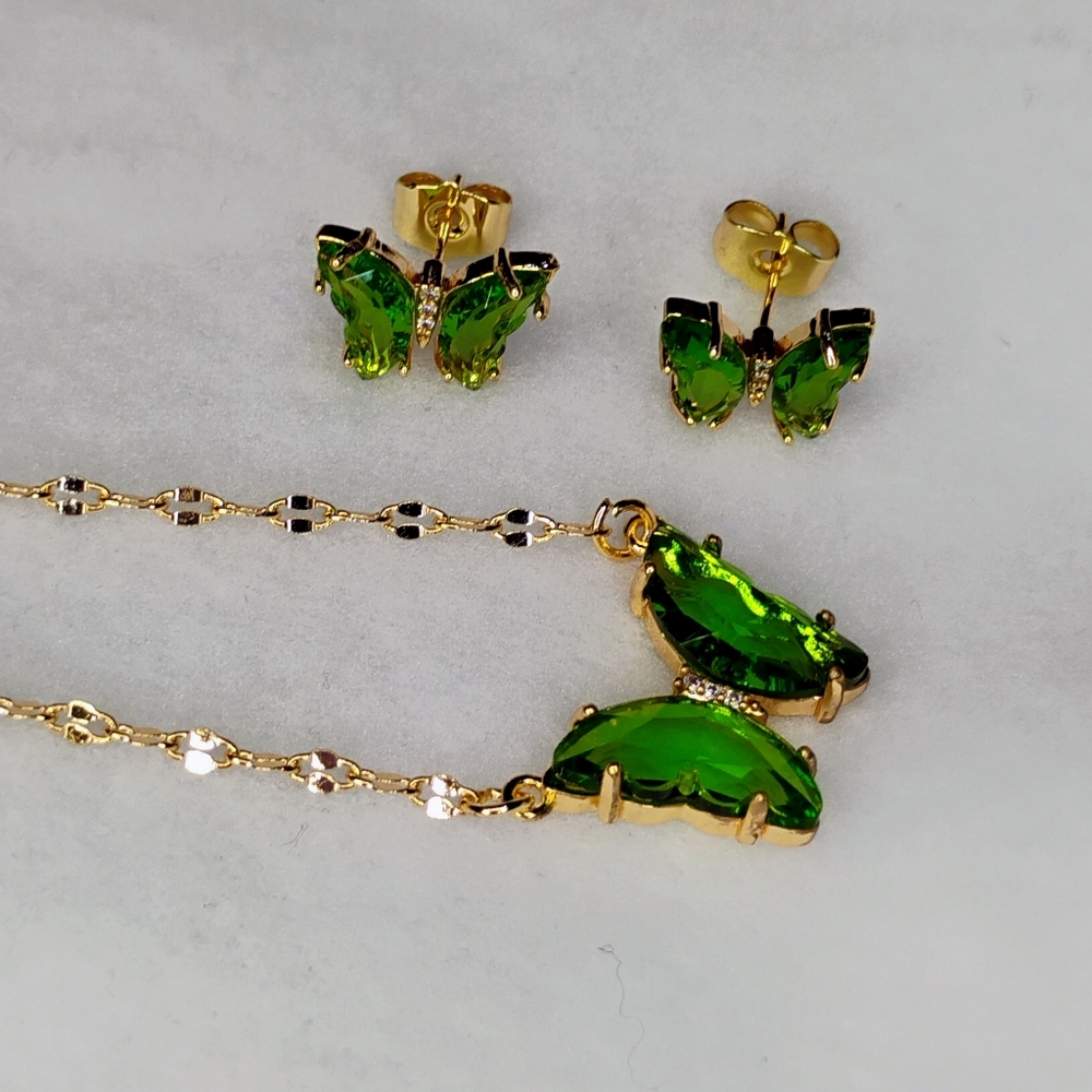Elegant Green and Gold Jewelry Set